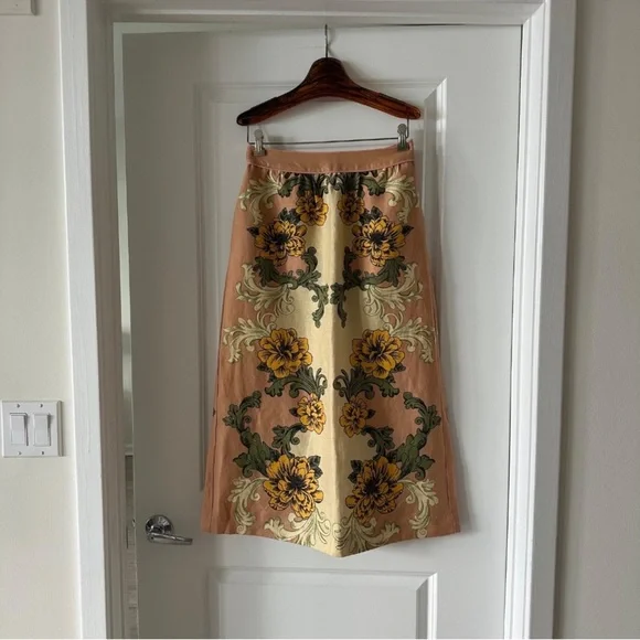 Farm Rio Cream Delicate Flower Arabesques Midi Skirt is available for  purchase on au PAY Market - Imported Goods Online Store Co.Ltd. | au PAY  Market - Online Shopping Site